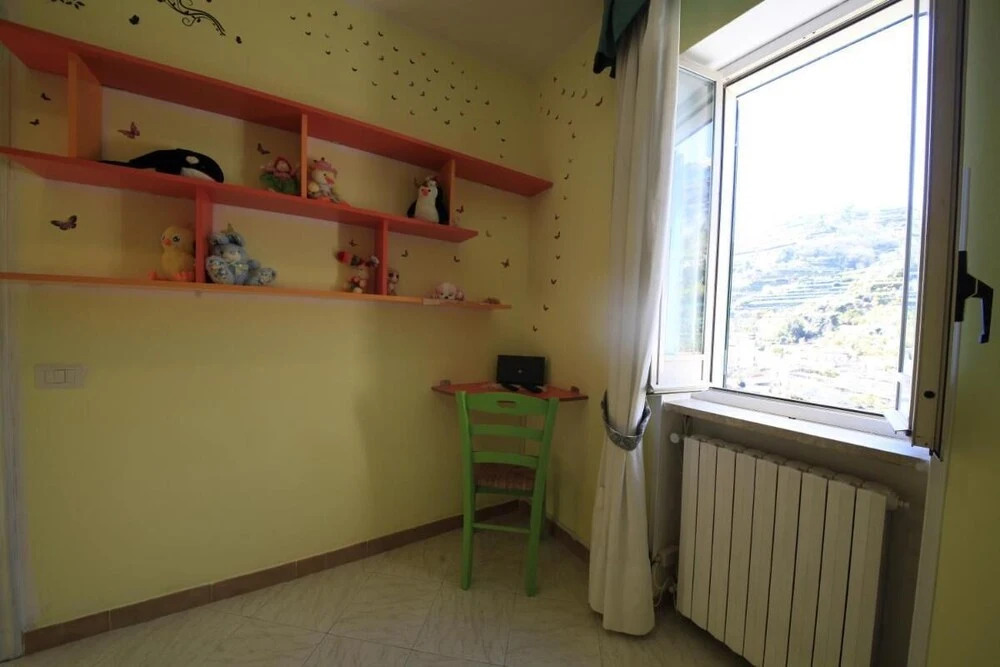 Dolls House Holiday Home