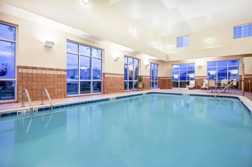 Candlewood Suites Pittsburgh-Cranberry by IHG