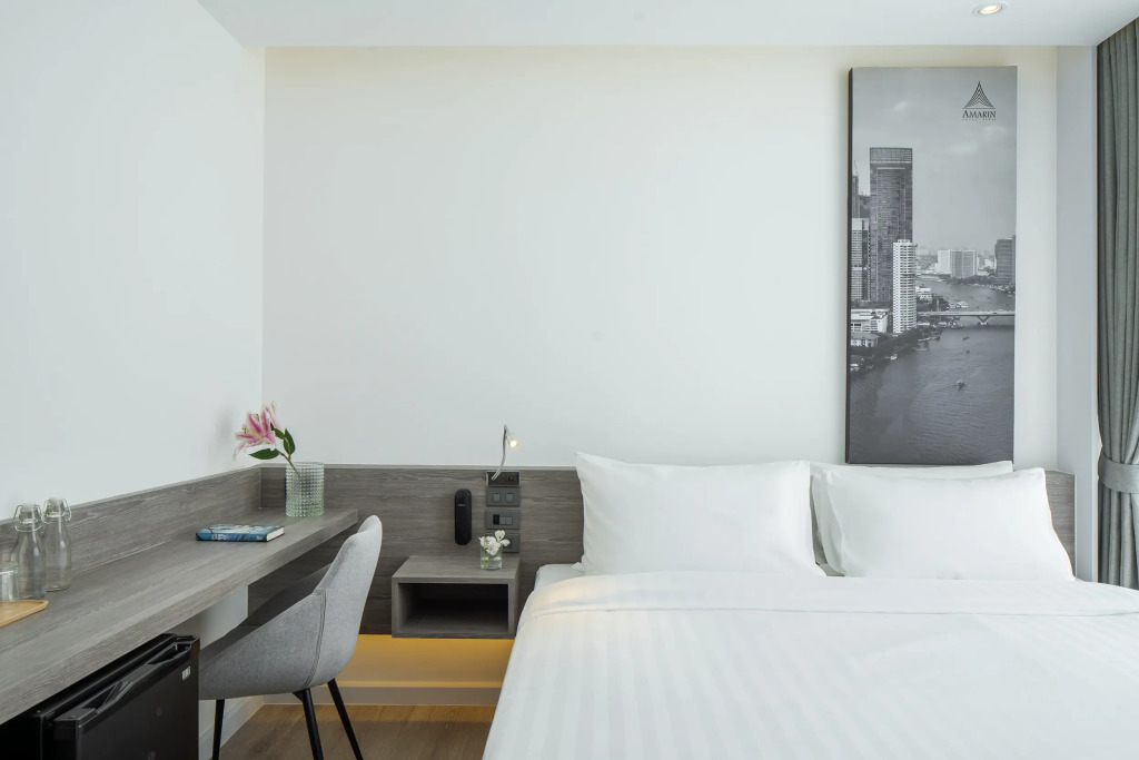 Amarin Hotel Rama 8