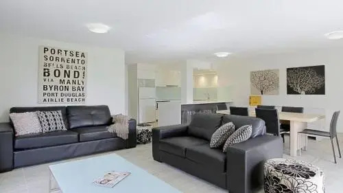 1/56 Lawson Street@Clarkes Beach