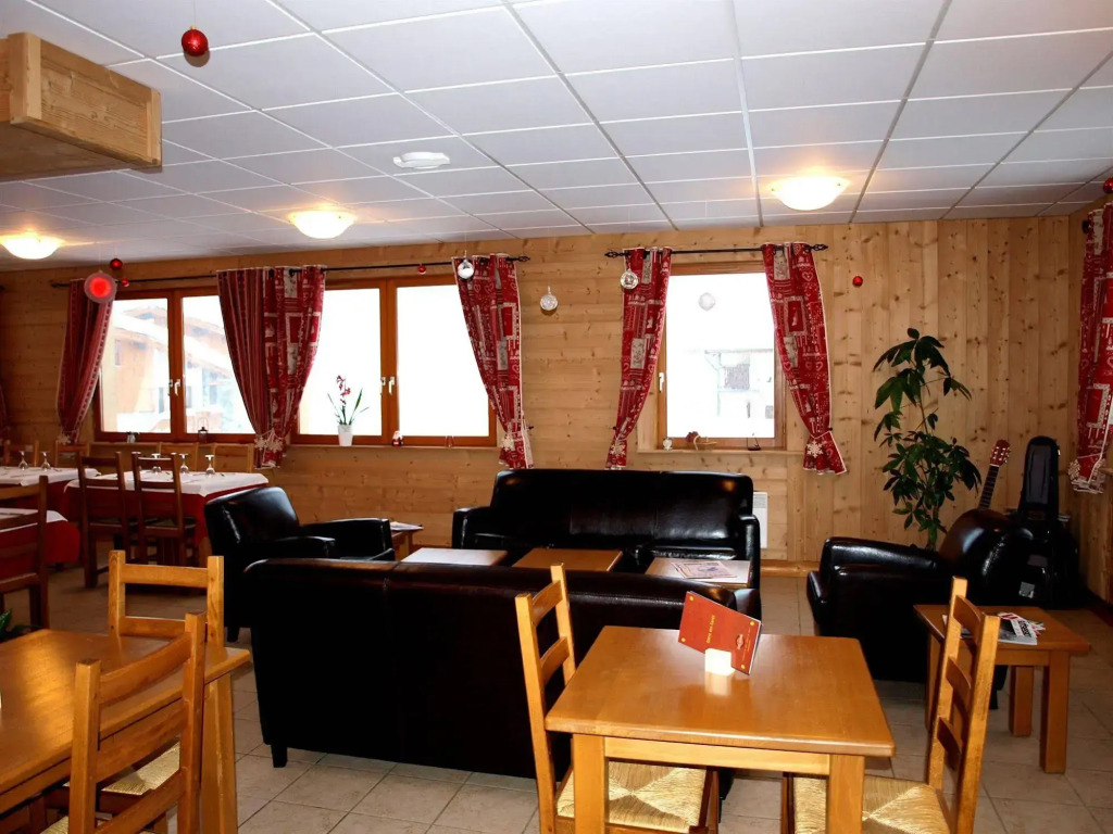 LOuta Hotel Restaurant