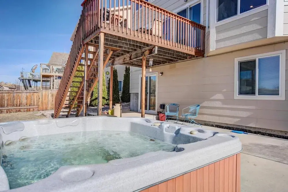 5BR Theatre & Arcade AF Academy Trails, W/hot Tub!