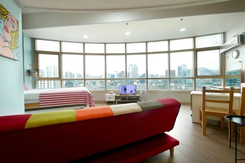 Travel House