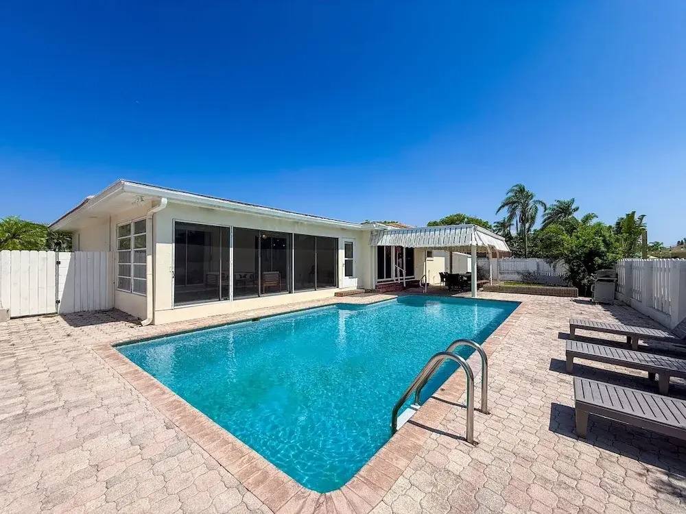 2631 Cedarglen Drive