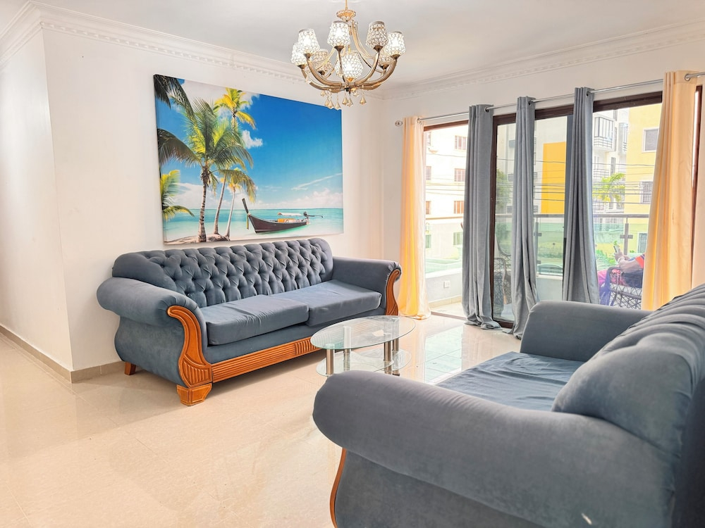 Enjoy Huge 4 Bedrooms and 3 Bathrooms