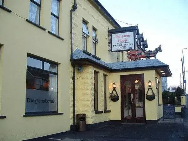 The Glens Hotel