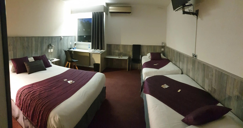 Brit Hotel Dak Hotel