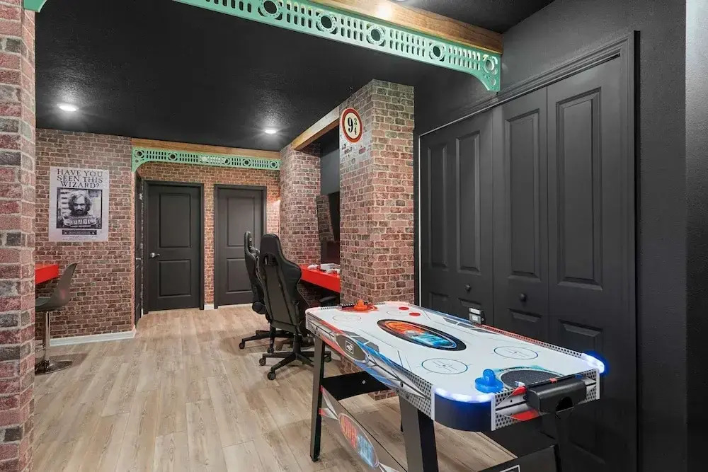 Gorgeous 5Bd Pool Game Room at Windsor Cay 1253
