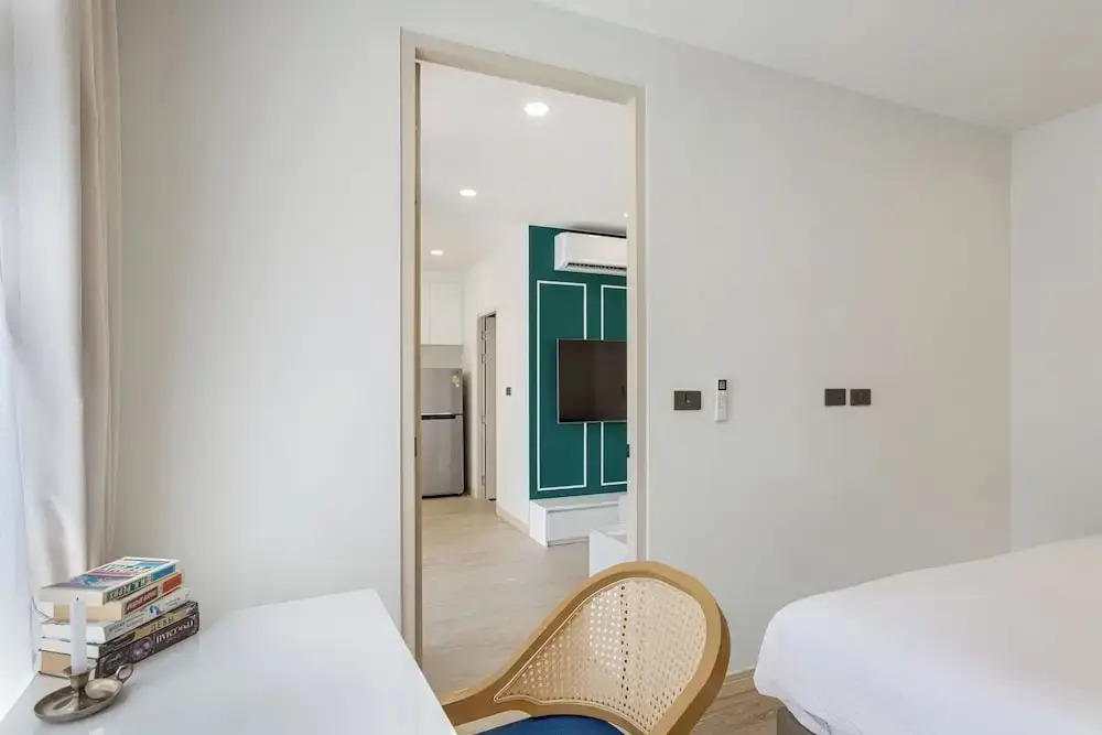 One bedroom Palmetto Condo Karon A309