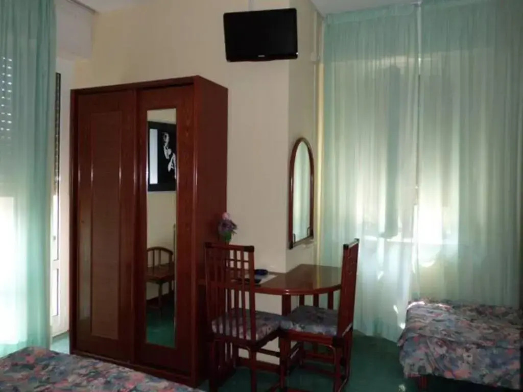 Executive 2 Splitted Flats H5T 3Bedrooms & Balcony Sea View