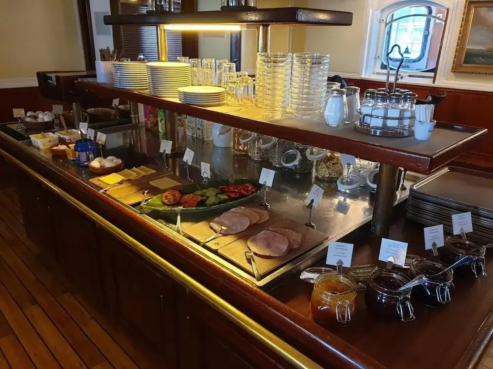 MS Birger Jarl - Hotel & Hostel