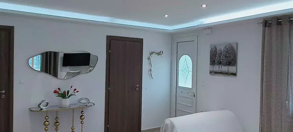 SkyFrame Apartments Sea View Skiathos