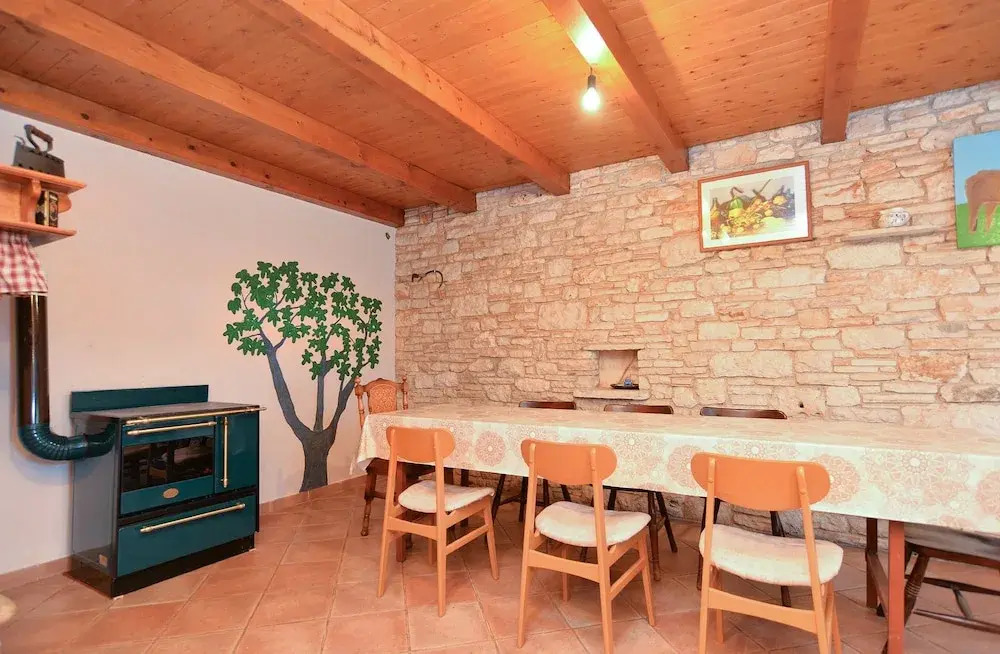 Apartment 1659