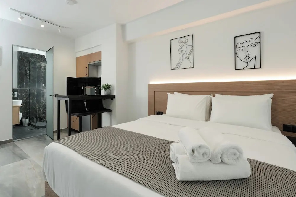 TOWER 15 Suites