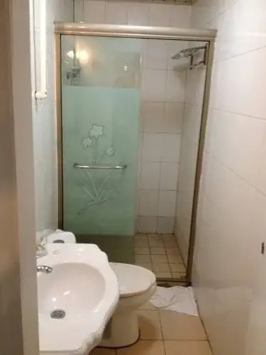 Shanghai Funing Hotel