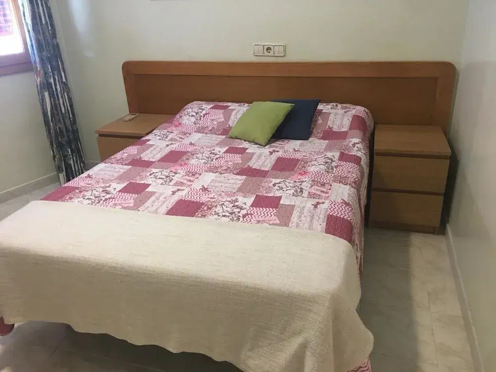 HOSTAL BURGALES