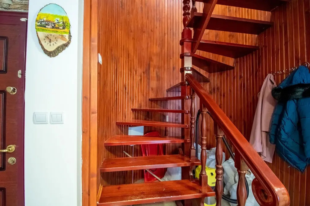2 bedroom, 2 showeroom Villa suitable for a family skication and remote working