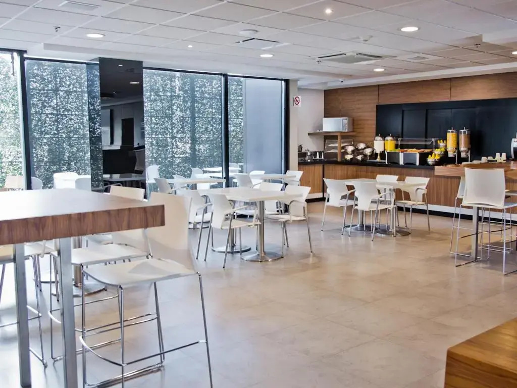 Holiday Inn Express Mexico City Satelite by IHG