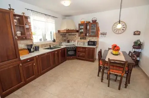 Villa Ana