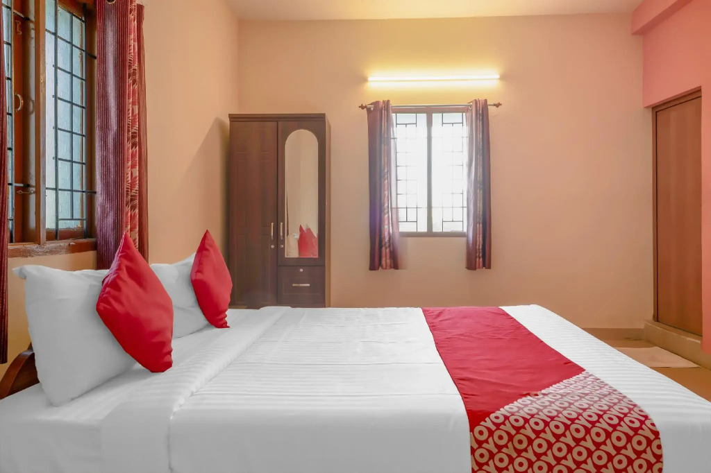 OYO CHN1632 Annai Arul Residency