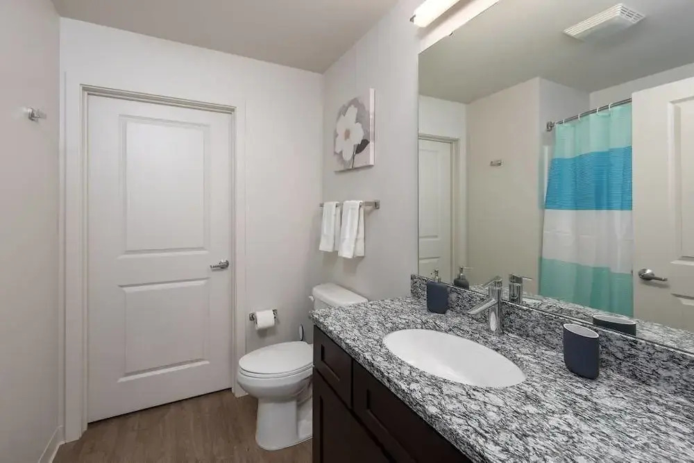 Apartments at 6105 Delmar Blvd