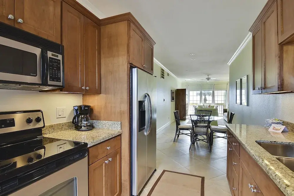 Dawn 225-Vista Perfecta - 2 Br Condo