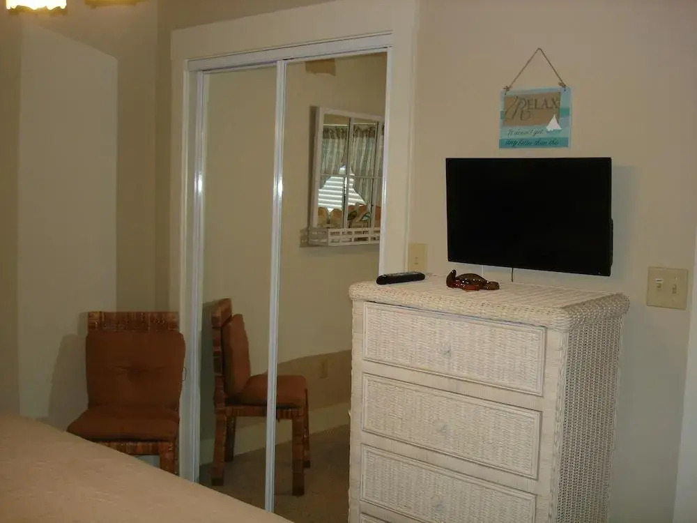 Seaside Beach & Racquet Club 2203
