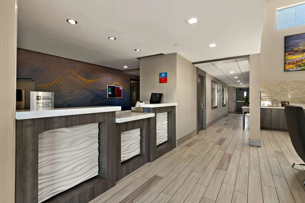 SureStay Plus Hotel by Best Western Tulsa East