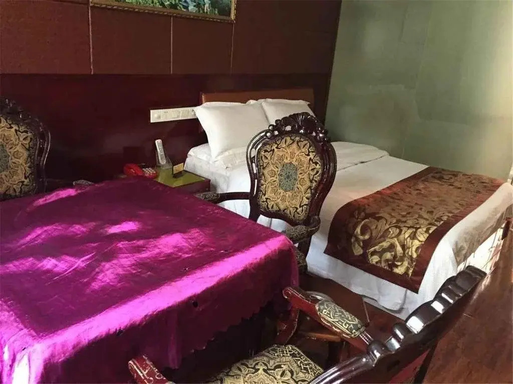 Jinbaoli Business Hotel