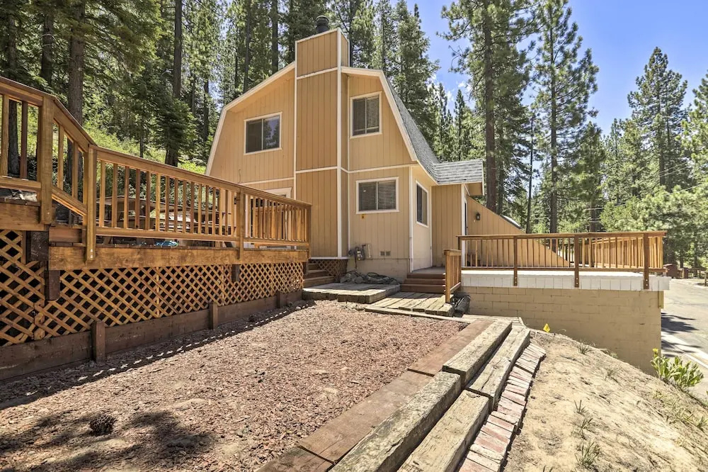 6 Mi to Heavenly Mountain: South Lake Tahoe Rental