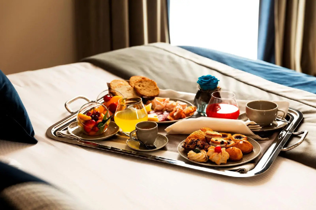 Amadomus Luxury Suites