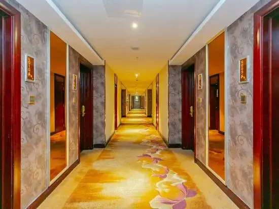Jinqian Jiahua Hotel