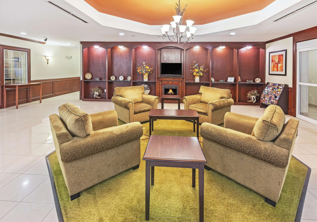 La Quinta by Wyndham Columbus TX