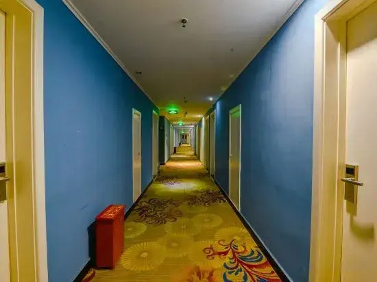 Nanyang Meitu Business Hotel (Hengfang Square)