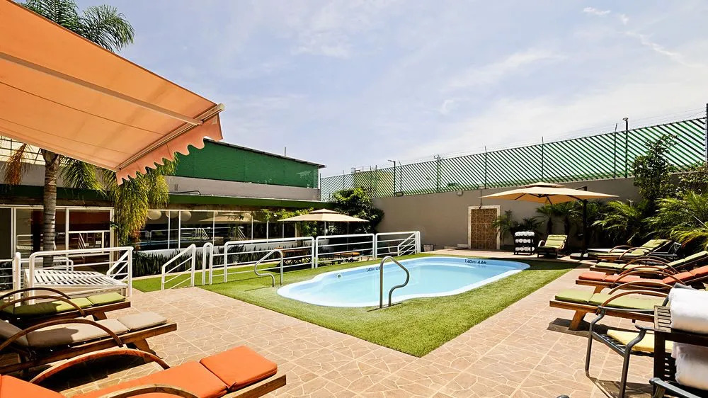 Holiday Inn