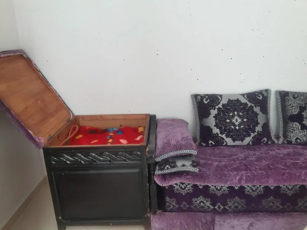Shakkaar's home