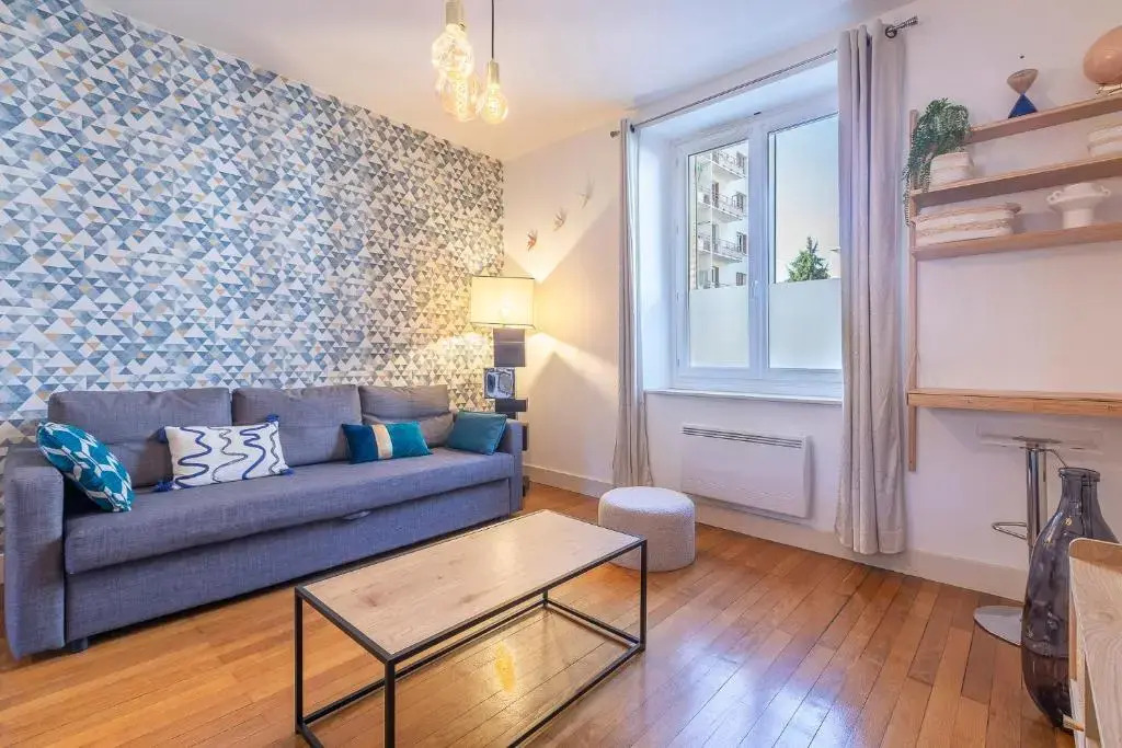 Apt 2-4 pers, charme de l'ancien, calme, vélos, Annecy centre