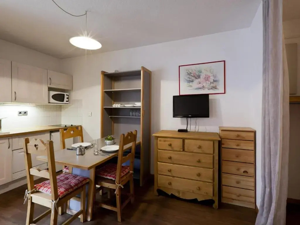Appartement Brides-les-Bains, 1 pièce, 2 personnes - FR-1-512-184