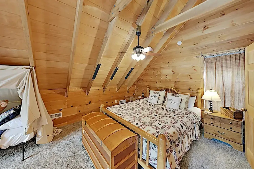New Listing! Epic W/ Game Room & Hot Tub 2 Bedroom Cabin