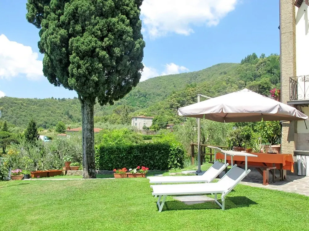 Sara Gello in Gello With 3 Bedrooms and 3 Bathrooms