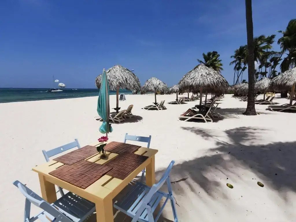 Punta Cana Bavaro Apartamentos - Beach club Los corales