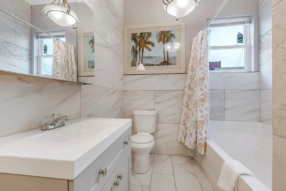 Spacious 5BD Penthouse in NOLA