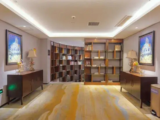 James Joyce Coffetel (Yancheng Helan Huahai)