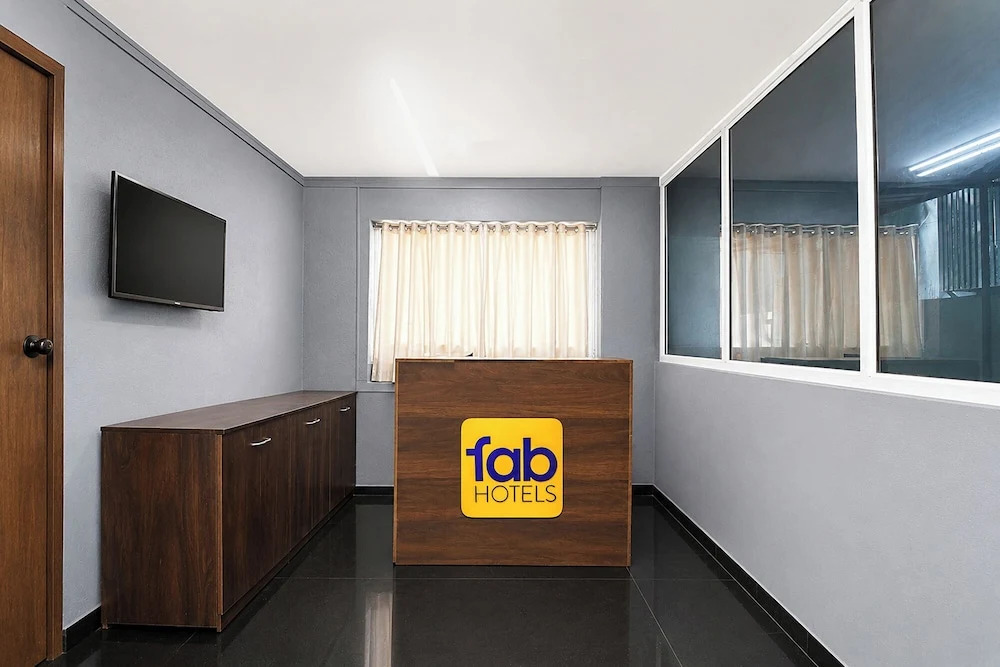 Fabhotel Nirvana