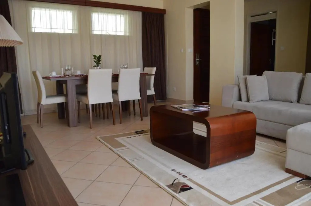 Norfolk Towers Serviced Apartment -Nairobi, City Centre CBD