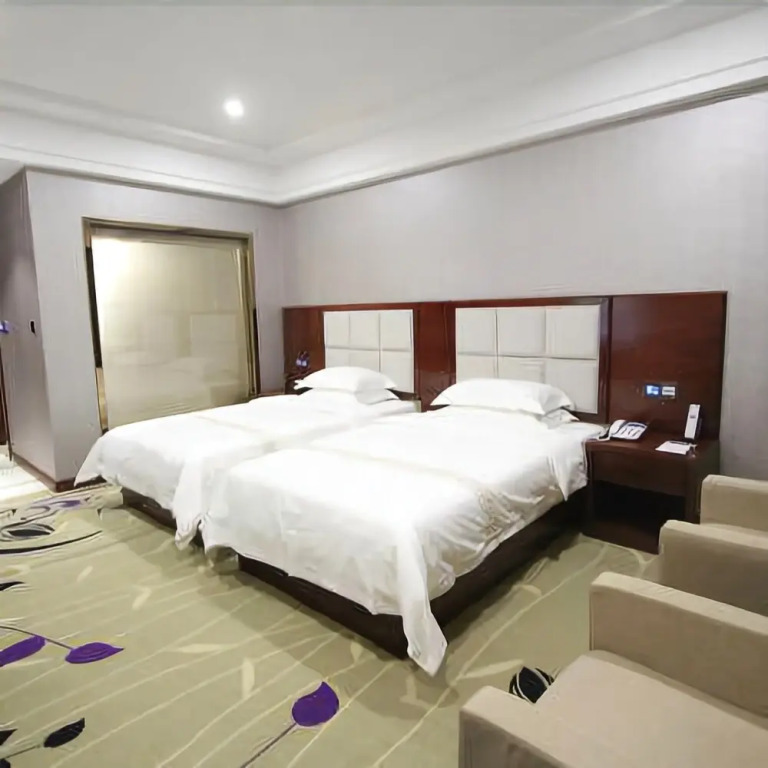 Baihe Hotel (Foshan Lecong Tianyoucheng)