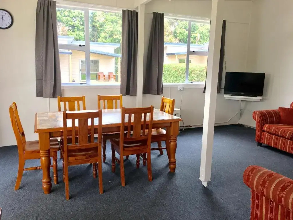Stratford Motel & Holiday Park