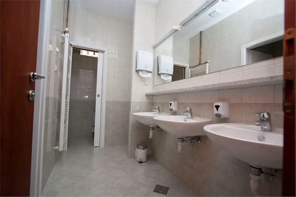 Cocoon Hostel