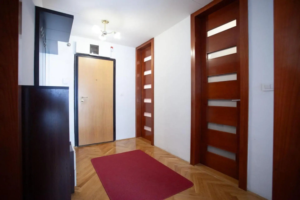 Centrally located 2 bedroom apartment