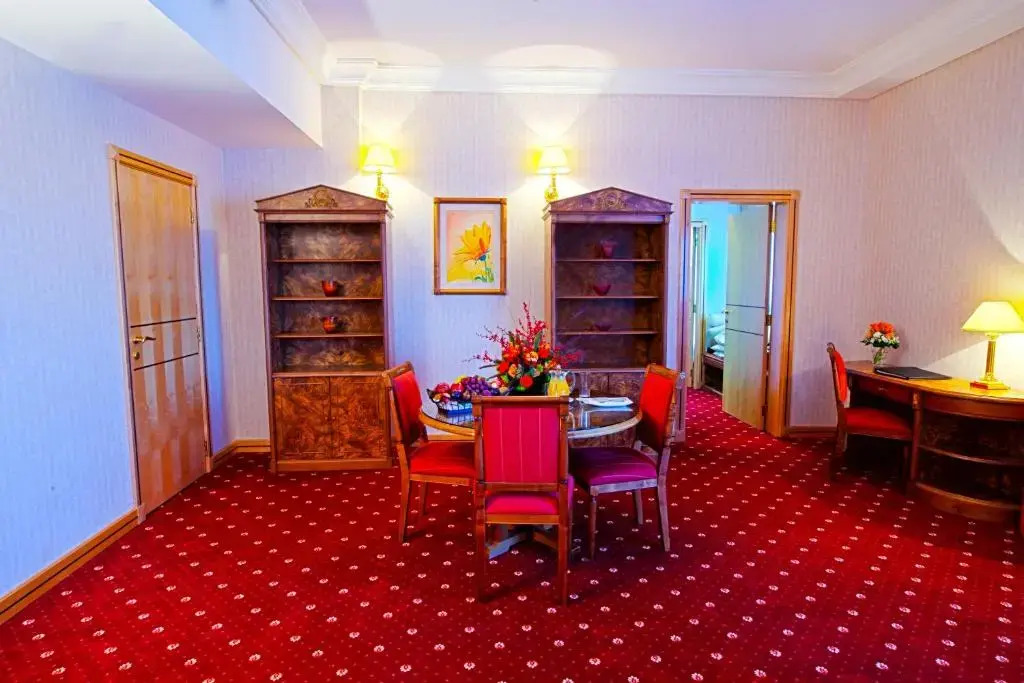 Capitol Hotel Jumeirah Dubai